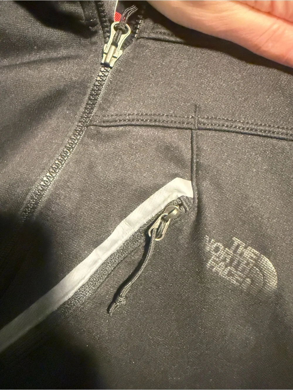 The North Face Men’s Quarter Zip Soft Shell Pullover – Black – Size L